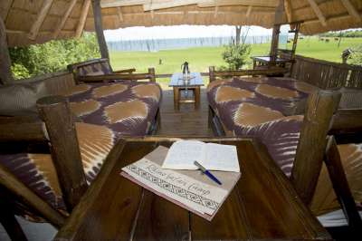 Rhino Safari Camp (Rhino Island Safari Camp)